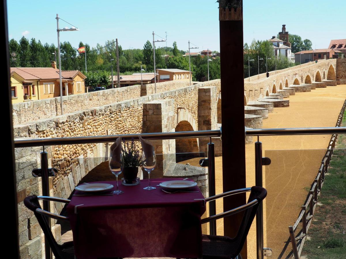 Hostal Don Suero De Quinones ออสปิตาล เด ออร์บีโก ภายนอก รูปภาพ