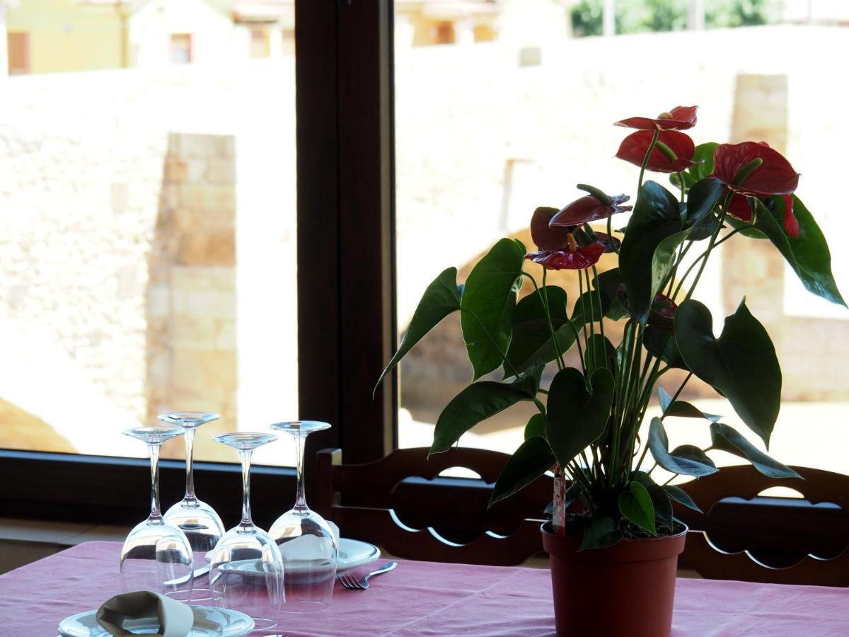 Hostal Don Suero De Quinones ออสปิตาล เด ออร์บีโก ภายนอก รูปภาพ