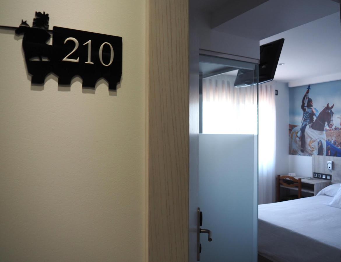 Hostal Don Suero De Quinones ออสปิตาล เด ออร์บีโก ภายนอก รูปภาพ